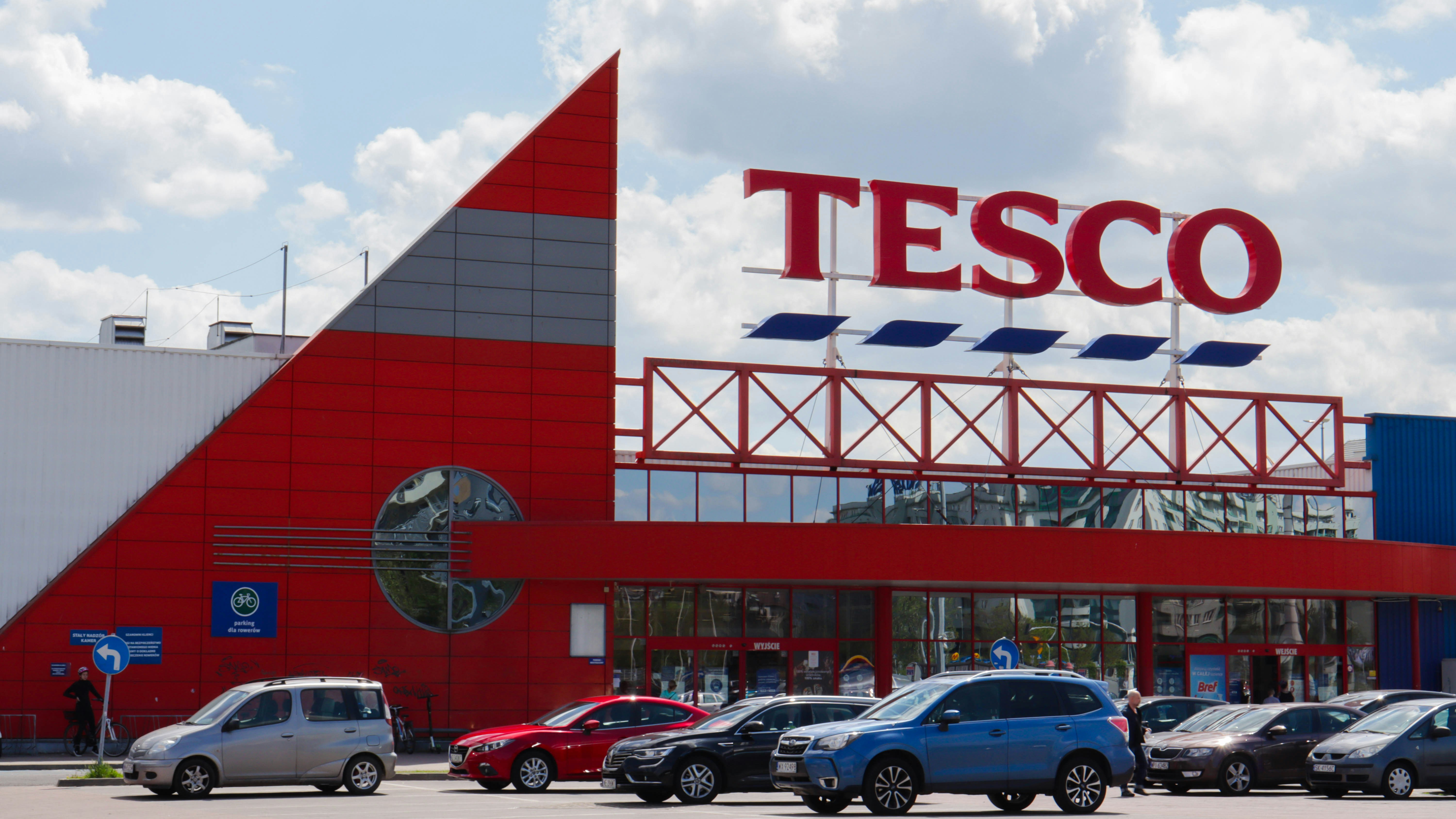 Supreme Court holds that Tesco can’t fire and rehire to avoid retained pay obligations, reinstates injunction against employer